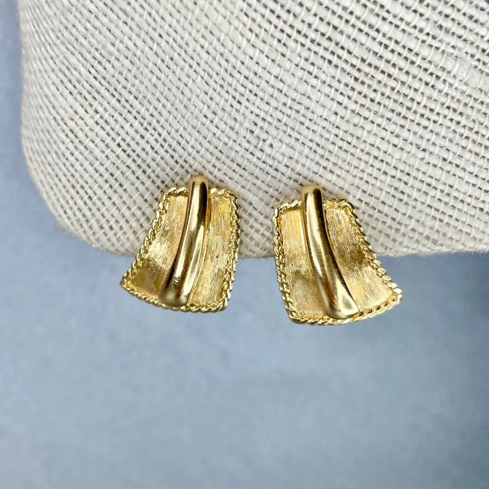 BOGO FREE UNIQUE CLIP ON GOLD EARRINGS